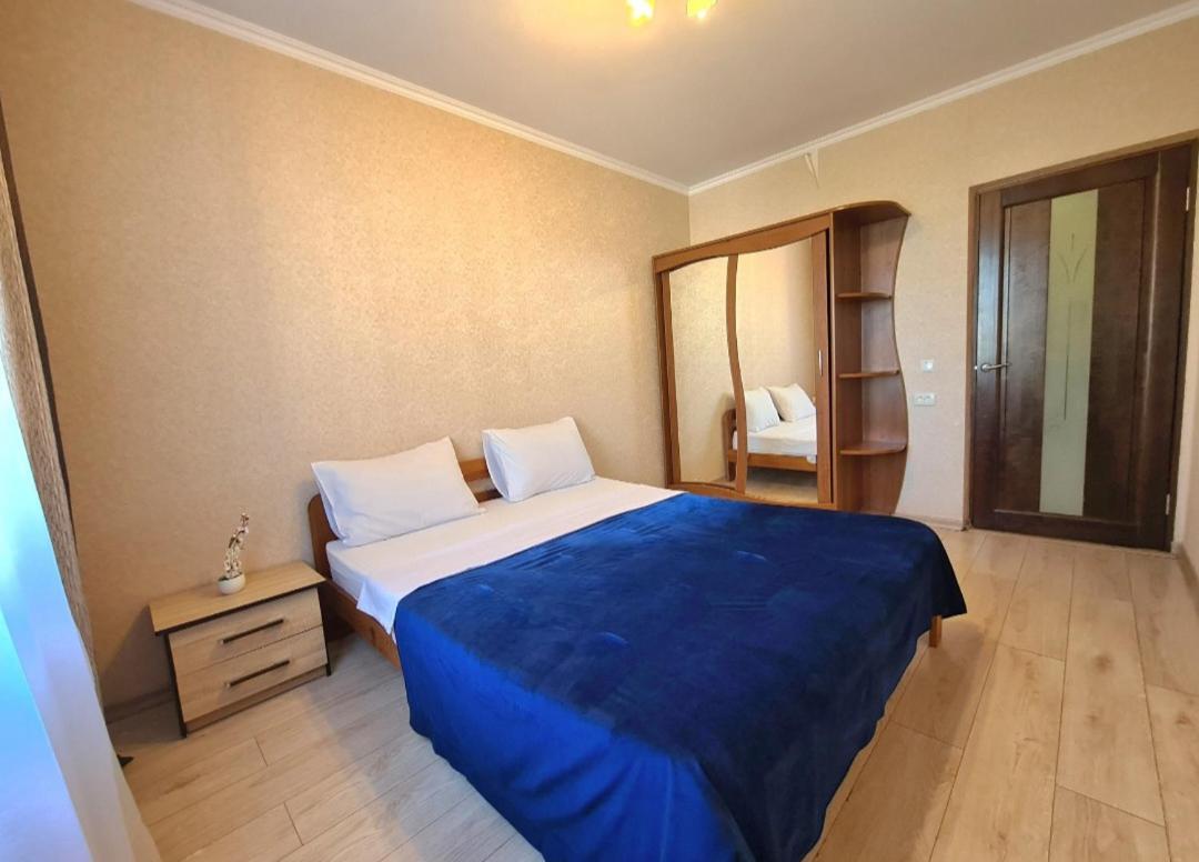 Decebal 2 Apartment Chisinau Luaran gambar